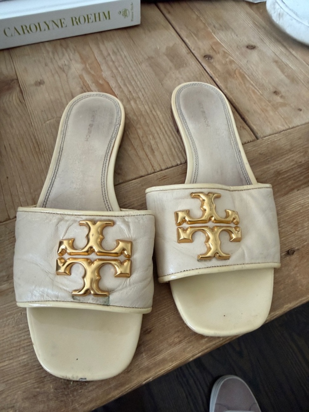 Tory Burch Cream Leather Slide Sandals with Gold Emblem